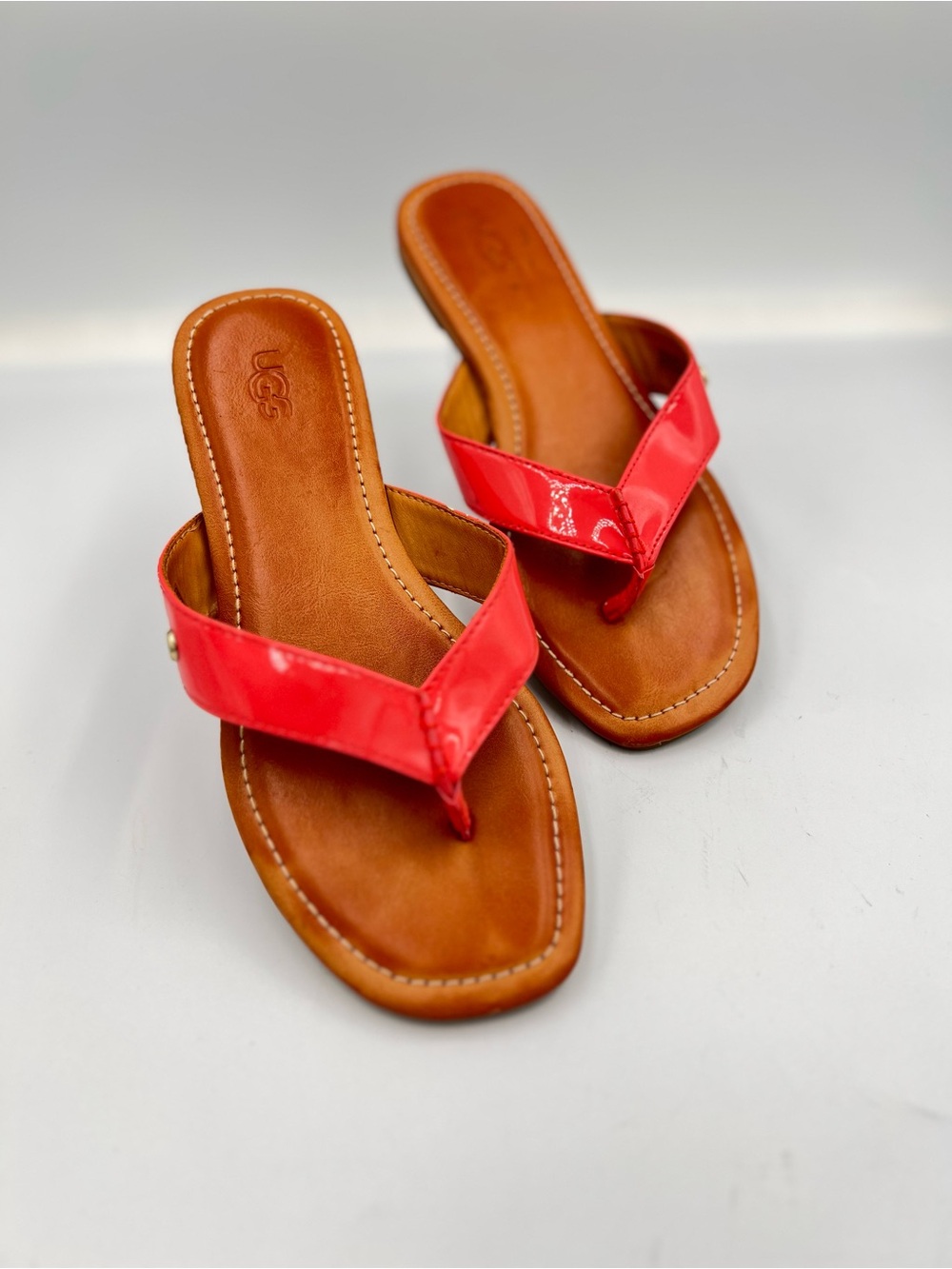 UGG Women's Glossy Red Patent Thong Sandals